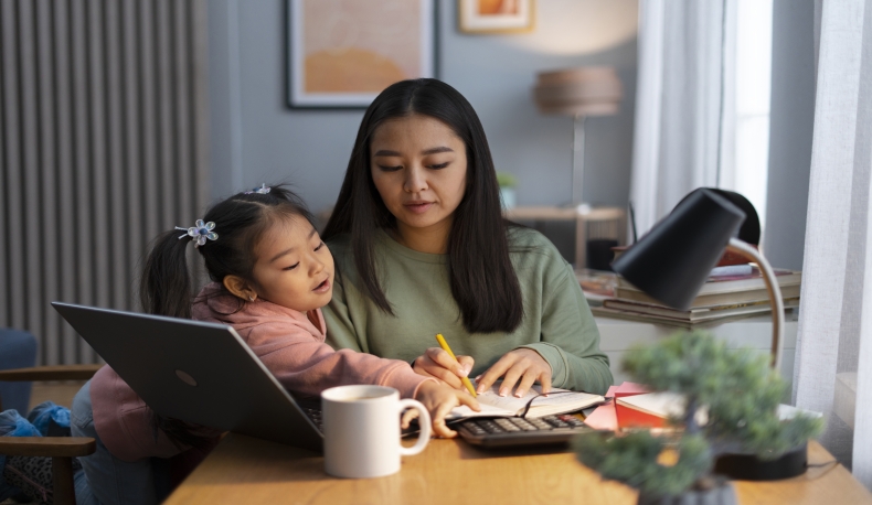 medium-shot-woman-working-from-home